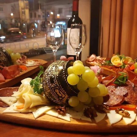 Hotel Slavonija Винковцы Экстерьер фото