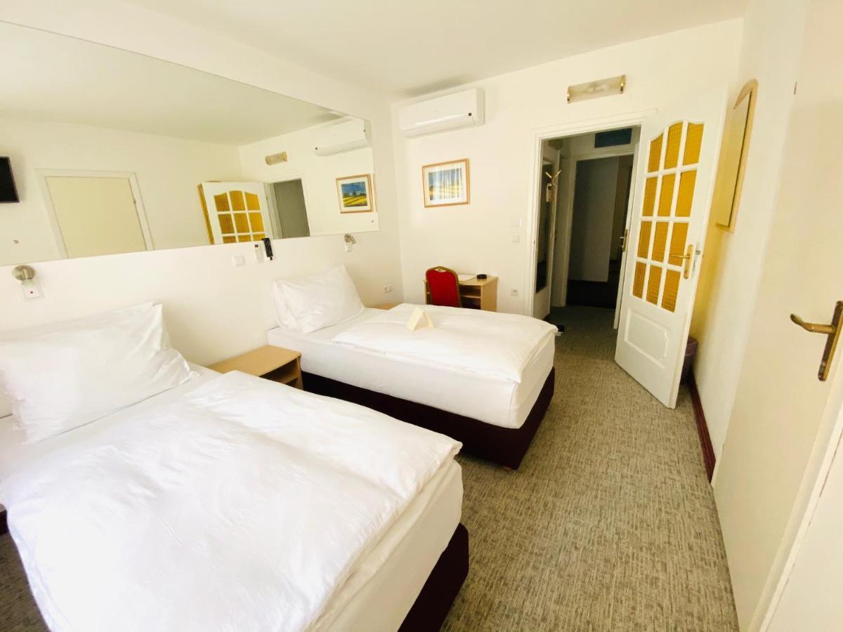 Hotel Slavonija Винковцы Экстерьер фото