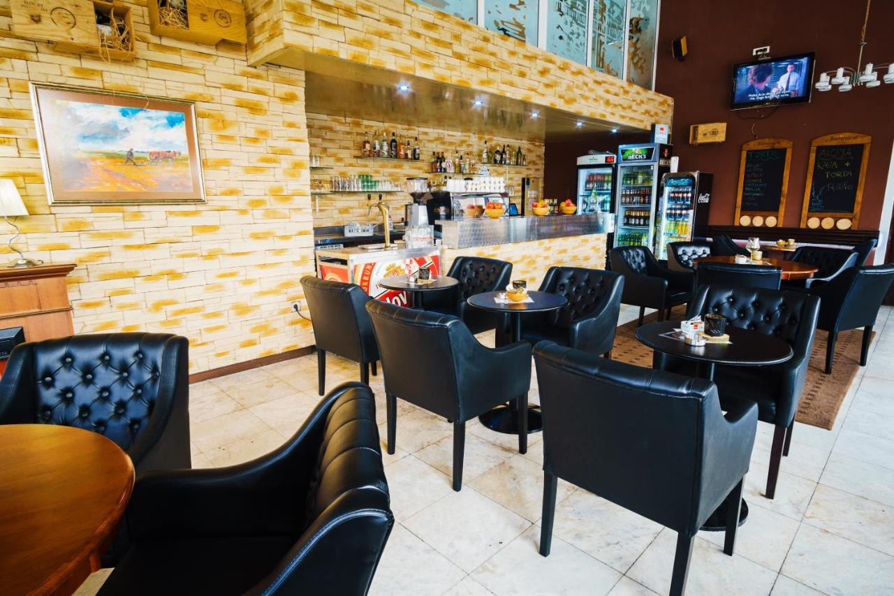 Hotel Slavonija Винковцы Экстерьер фото
