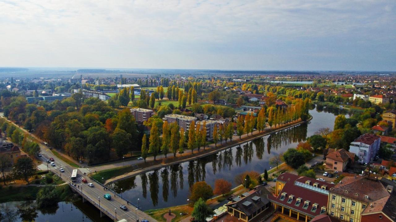 Hotel Slavonija Винковцы Экстерьер фото